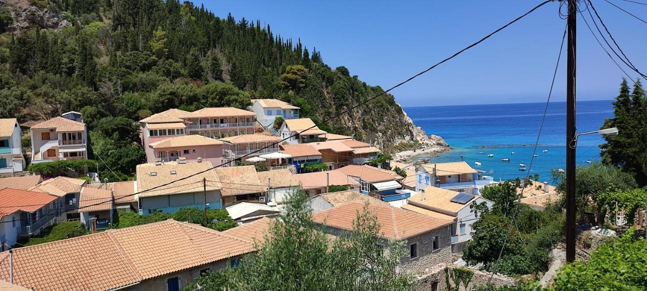 Villa Spiros Áyios Nikítas Exterior foto